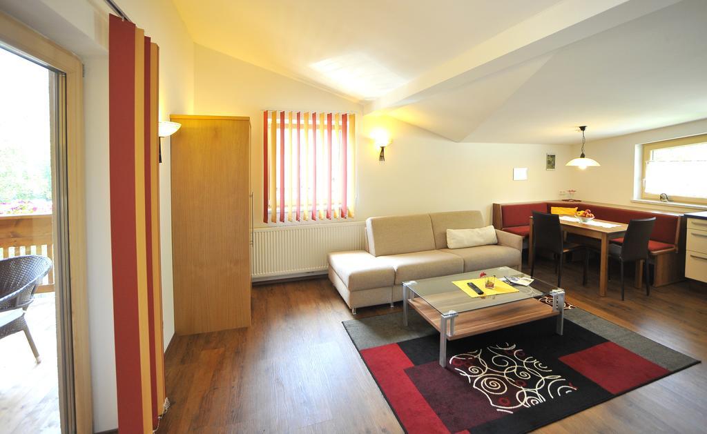 Hotel Haus Gisela Oetz Exteriér fotografie